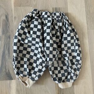Little Occasion Checkered Balloon Pants (black & white)